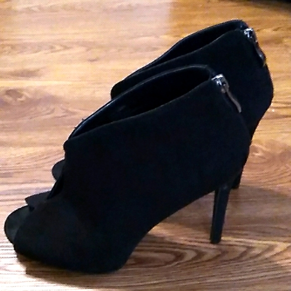 Peep toe heels - Picture 2 of 2